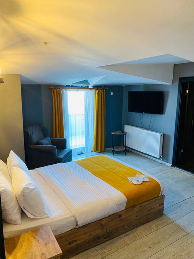 Bedroom 3, deperlas, Merkez