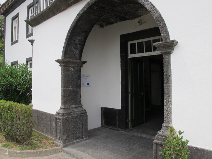 Exterior & Views 2, Azores Youth Hostels - São Miguel, Ponta Delgada