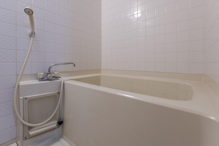 Bathroom 4, Kitaguni Grand Hotel, Tsuruga