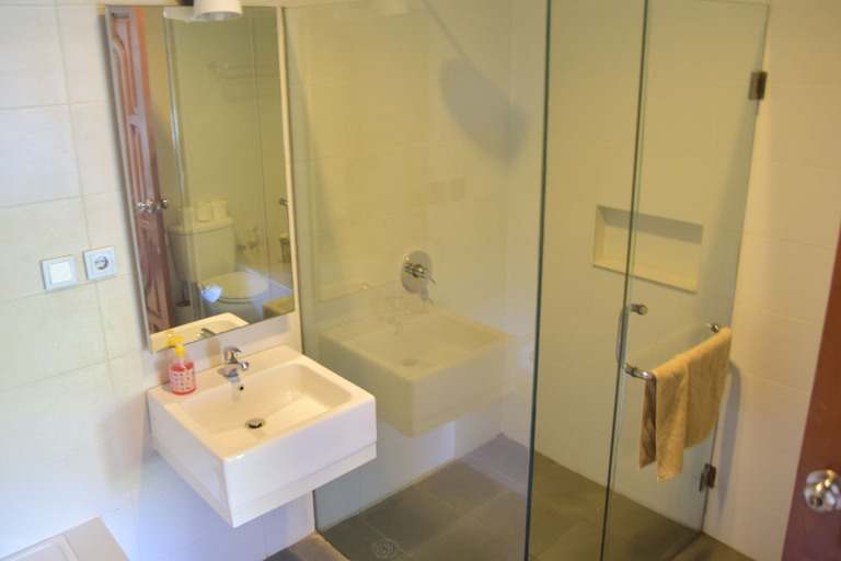 Bathroom 4, Villa Putu Mira By Maha Bali, Badung