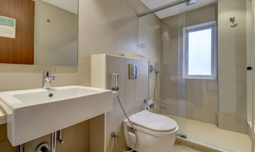 Bathroom 4, Treebo Ranjeet Shivaji Nagar, Pune