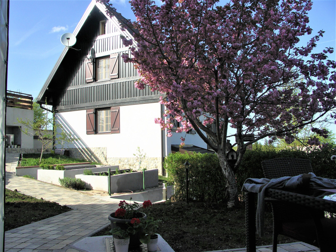 Exterior & Views 2, B&B Villa Sumrak Plitvica Rooms, Plitvička Jezera
