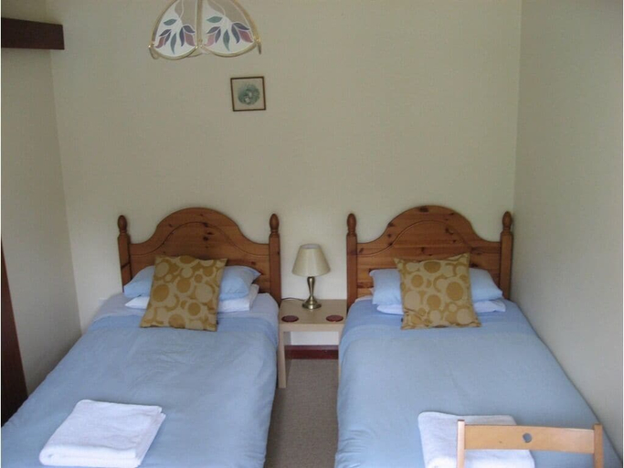 Bedroom 2, Hillside Self Catering, Wiltshire