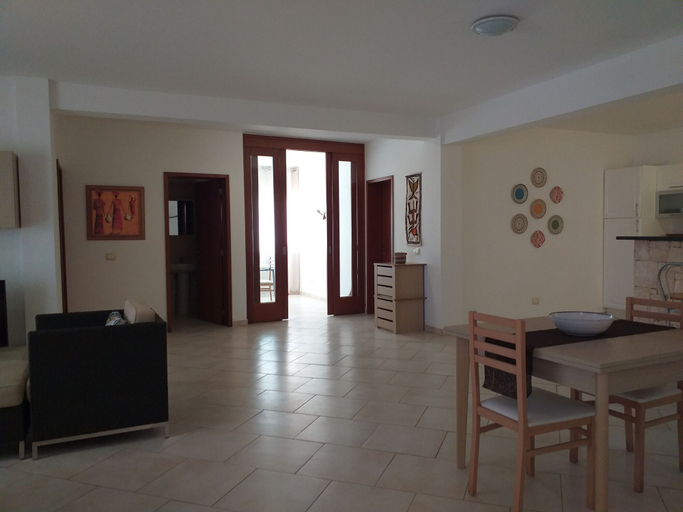 Others 4, Swyn - The Flat Close To The Beach