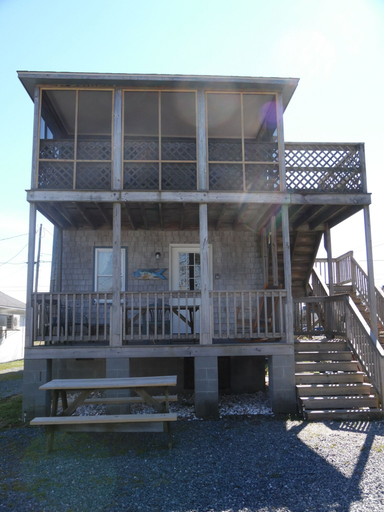 Exterior & Views 1, Two separate Apartments, Accomack