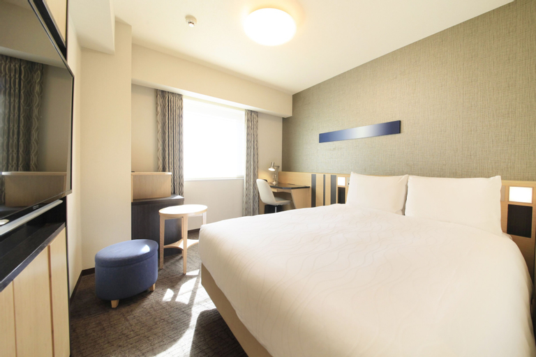 Bedroom 25