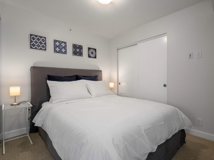 Bedroom 3, Sterling Suites - Yaletown, Greater Vancouver