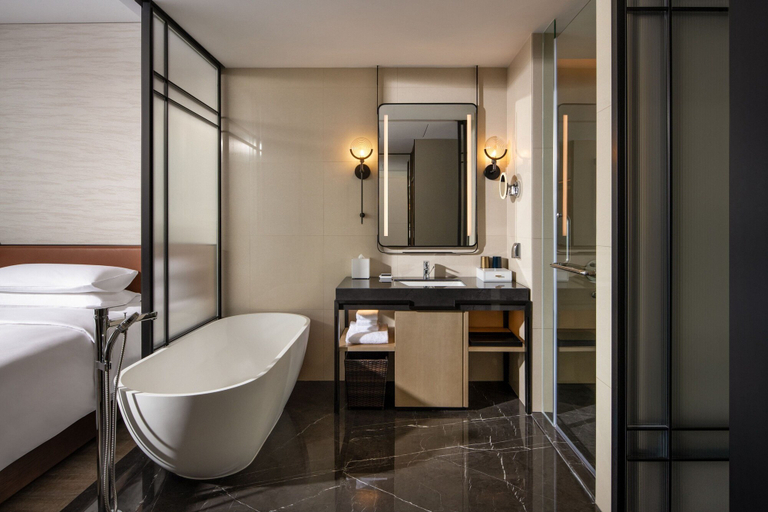 Bathroom 5, Sheraton Ningbo Xiangshan Resort, Ningbo