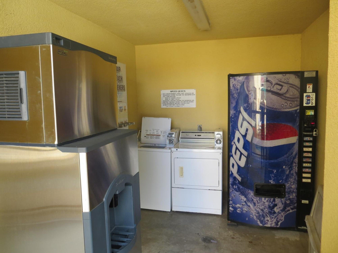 Others 5, Fairview Inn and Suites, Mobile