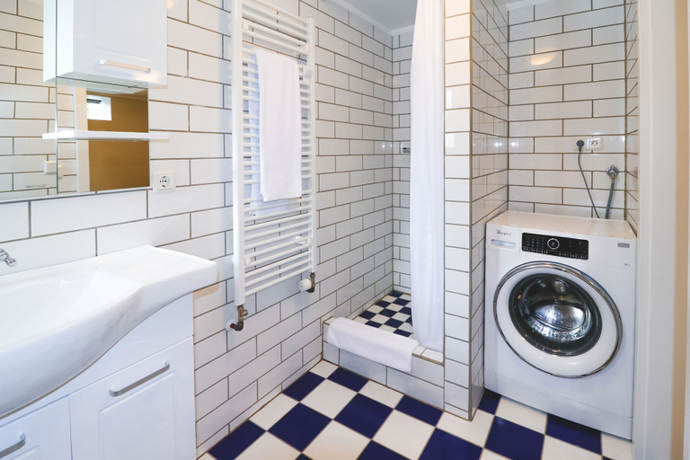 Bathroom 4, G19 Boutique Apartments, Akureyri