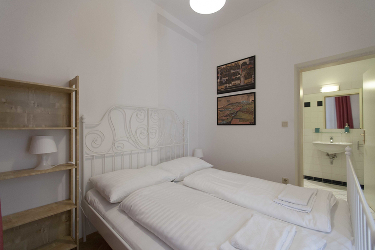 Bedroom 2, Heart of Vienna Apartments, Wien