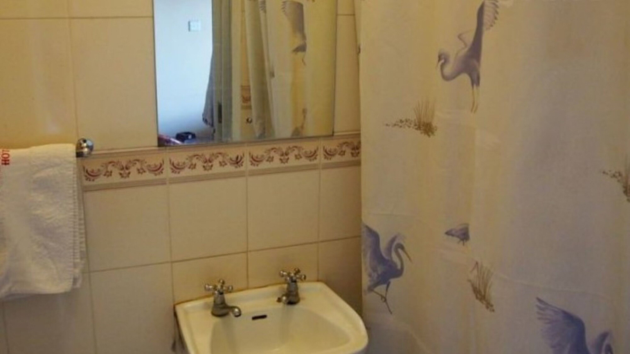 Bathroom 3, Avenue Suites Hotel, Nakuru Town East