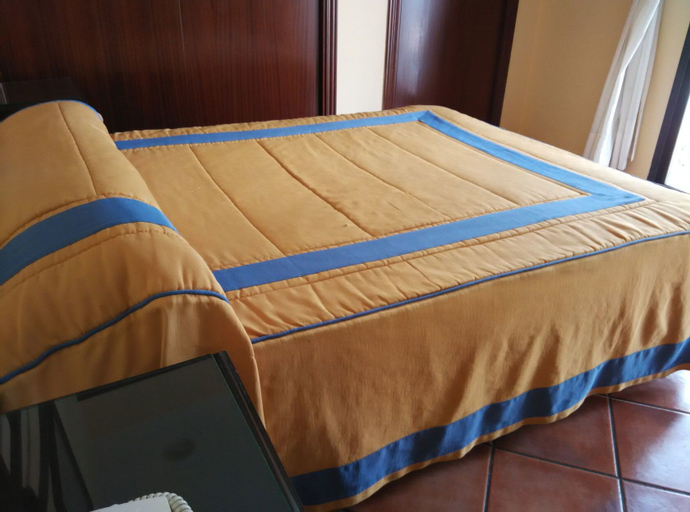 Bedroom 3, Hotel Calderon, Granada