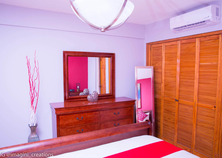 Bedroom 2, Premier Taylormade Apartment Kingston
