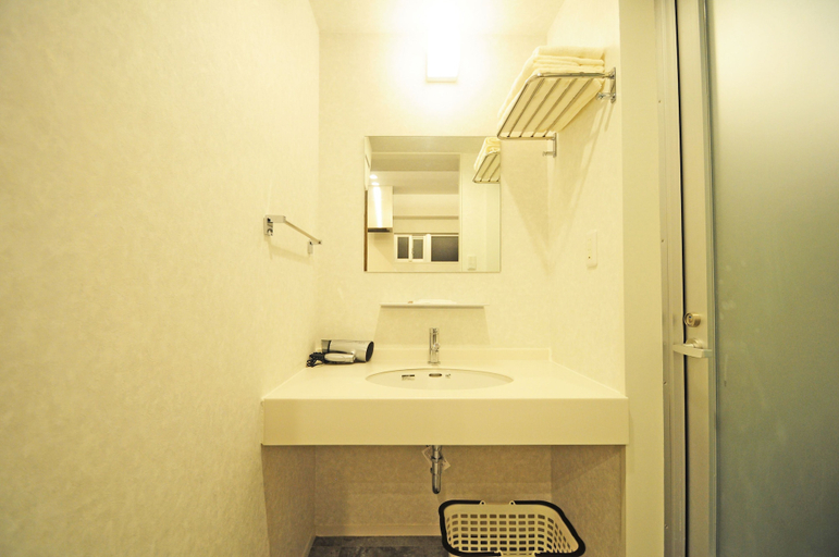 Bathroom 3, Hoshino Terrace Alcyone II, Miyakojima