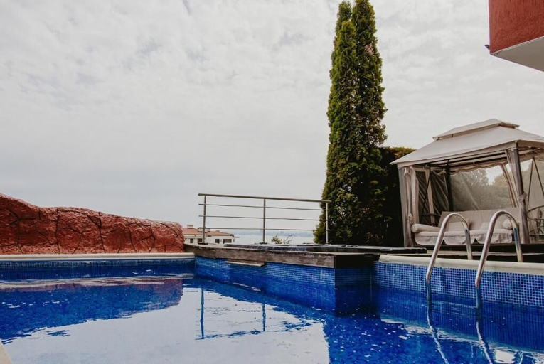 Sport & Beauty 5, Red Iguana Hotel, Nesebar