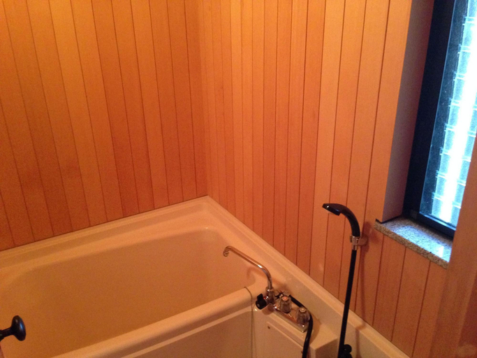 Bathroom 4, Ryokan Yoyokaku, Karatsu