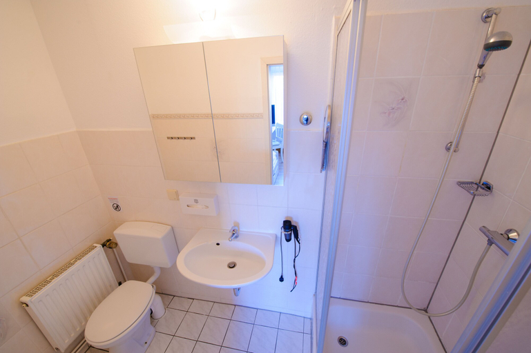 Bathroom 5, Hotel Forsthaus Sellin, Vorpommern-Rügen