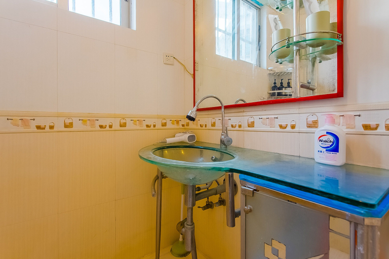Bathroom 2, Locals Boutique Apartment Jiuzhou Port.7, Zhuhai