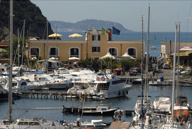 Exterior & Views, La Tonnara, Napoli