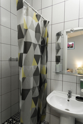 Bathroom 3, Ligovsky yard, Sankt-Peterburg gorsovet
