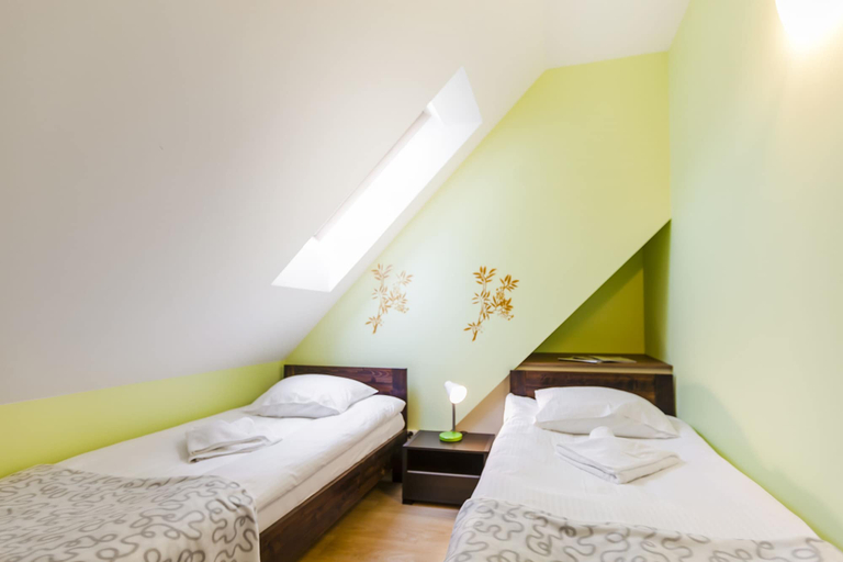 Bedroom 3, Sun & Snow Komuny Paryskiej, Jelenia Góra