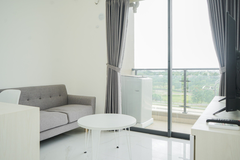 Others 3, Fully Furnished with Cozy Design 2BR at Sky House BSD Apartment, Tangerang Selatan