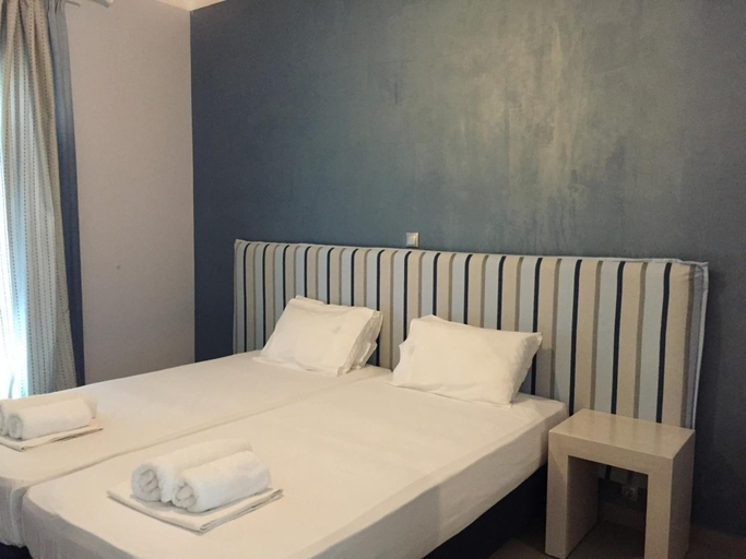 Bedroom 3, Ionion Beach Apartment Hotel, West Greece