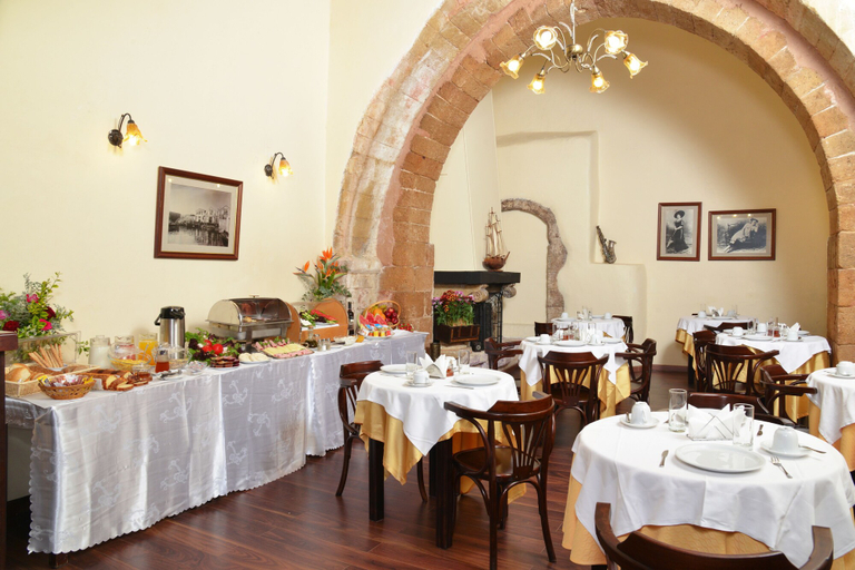 Food & Drinks 5, Porto Del Colombo, Crete