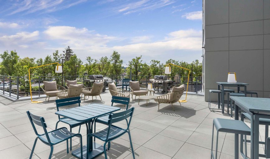 Food & Drinks 5, Hyatt House Portland Beaverton, Washington