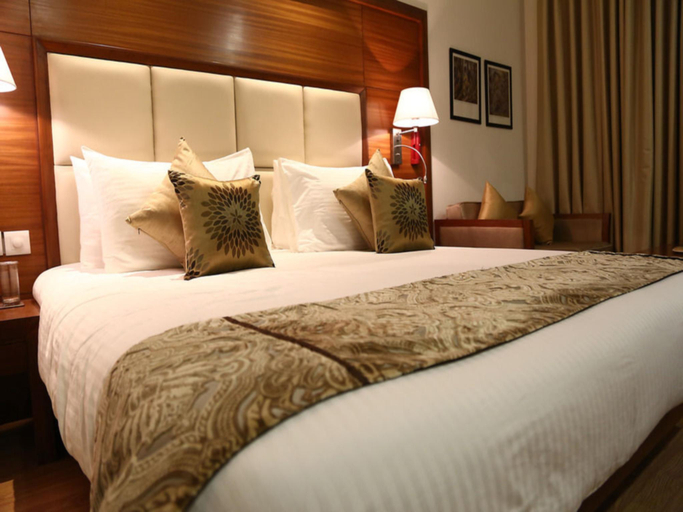 Bedroom 2, Grand Notting Hills Hotel and Resorts, Delhi