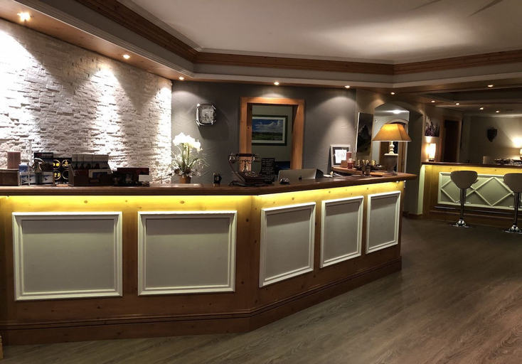 Food & Drinks 5, Hotel Albatros Zermatt, Visp