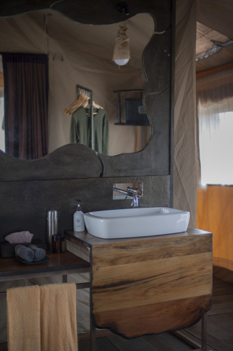 Bathroom 4, Nyikani Camp - Tarangire, Babati