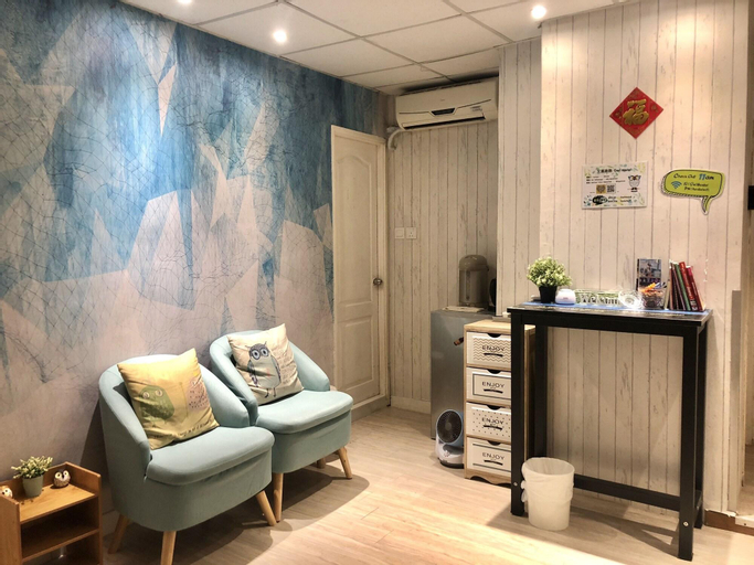 Public Area, Owl Hostel, Kowloon
