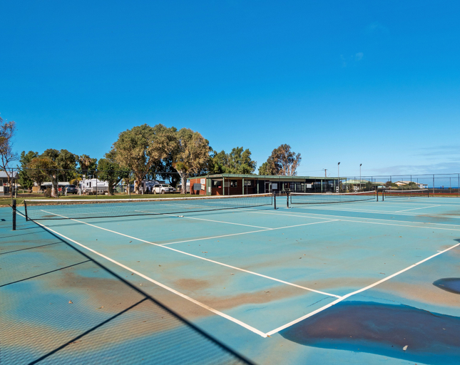 Sport & Beauty, Horrocks Beach Caravan Park, Northampton