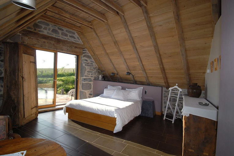 Bedroom 2, La Ferme de Moulhac, Aveyron