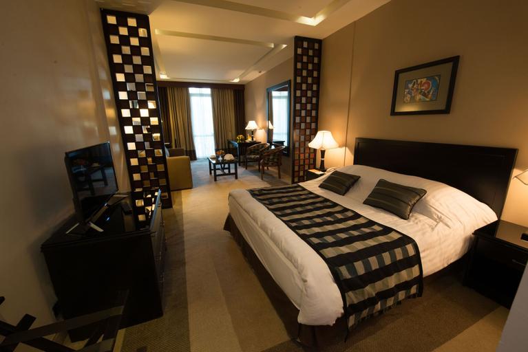 Bedroom 3, Century Park Hotel, Wadi Essier