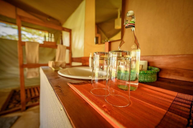 Others 5, Kandili Camps, Narok West