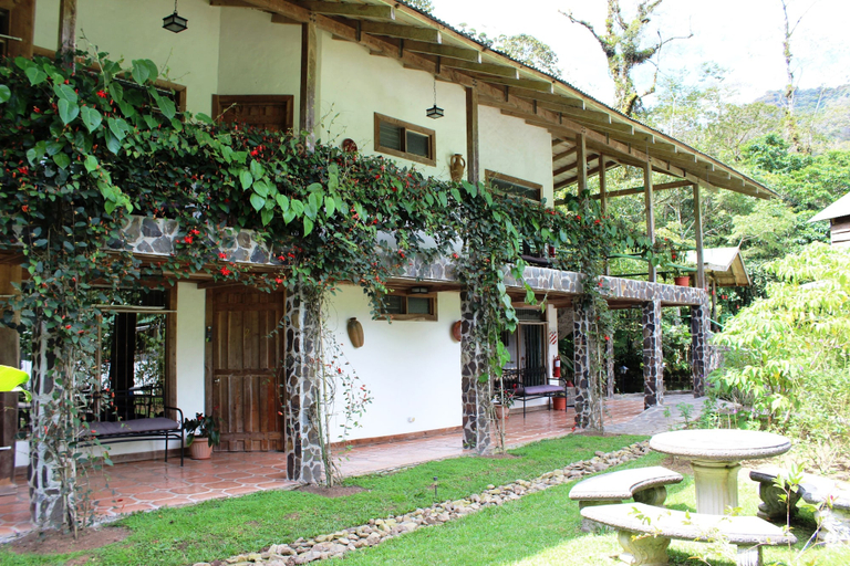 Exterior & Views 2, Bosque de Paz, Alfaro Ruiz