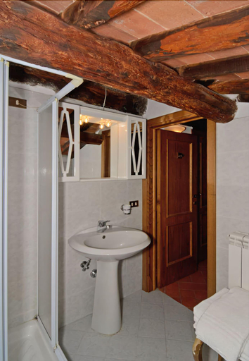 Bathroom 3, I Sette Borghi B&B, Pistoia
