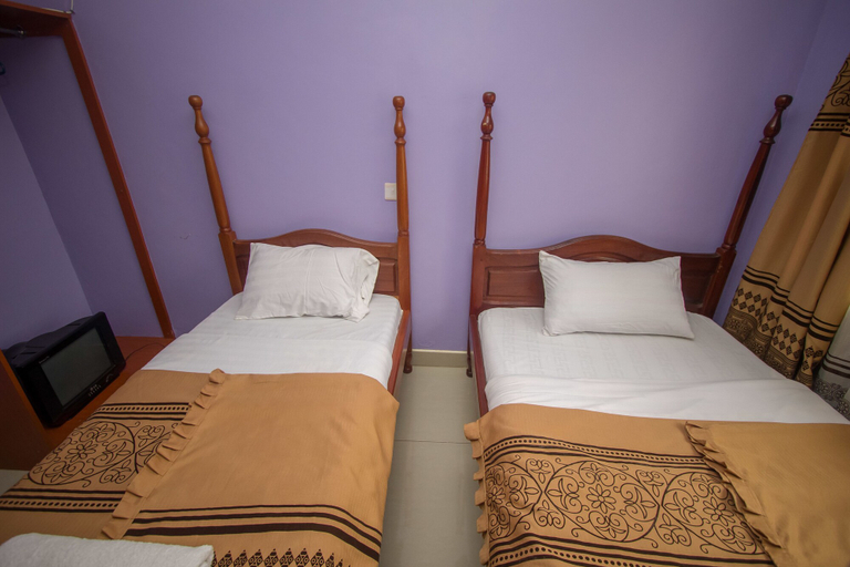 Bedroom 4, New Fort View Hotel, Fort Portal