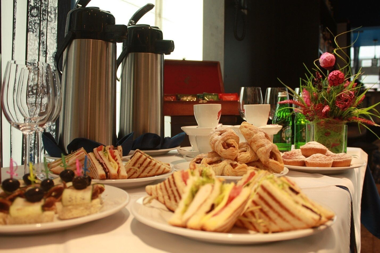 Food & Drinks 5, Aerootel Krasnodar, Krasnodar gorsovet