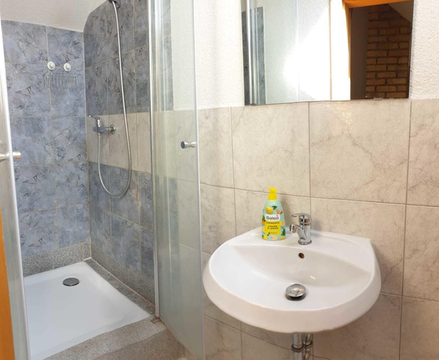 Bathroom, Apartment Herrenwiesen, Heidelberg