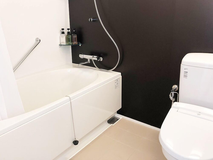 Bathroom 3, Hotel Sakurano Familia, Nago