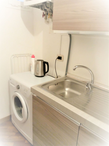 Private kitchen 3, Pantheon 2 bedroom up 5 persons, Roma