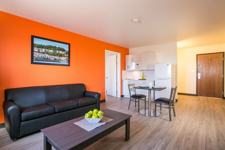 Others 4, Siegel Select Albuquerque, Bernalillo