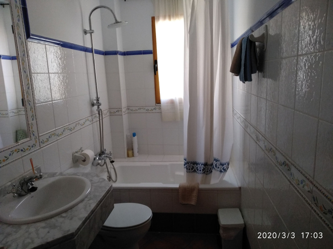 Bathroom 3, La Casa del Carrebaix, Alicante