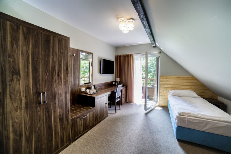 Bedroom 3, Hotel Dworek Wapionka, Brodnica