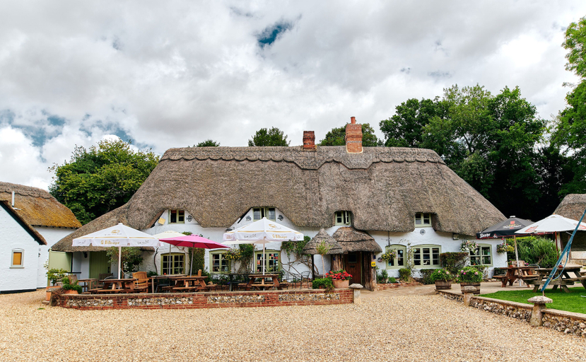 Exterior & Views 1, The Hatchet Inn, Wiltshire