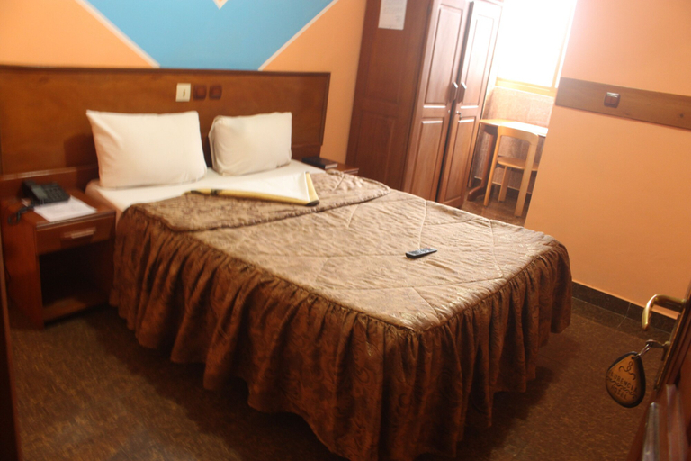 Bedroom 2, Florencia Hotel, Mfoundi